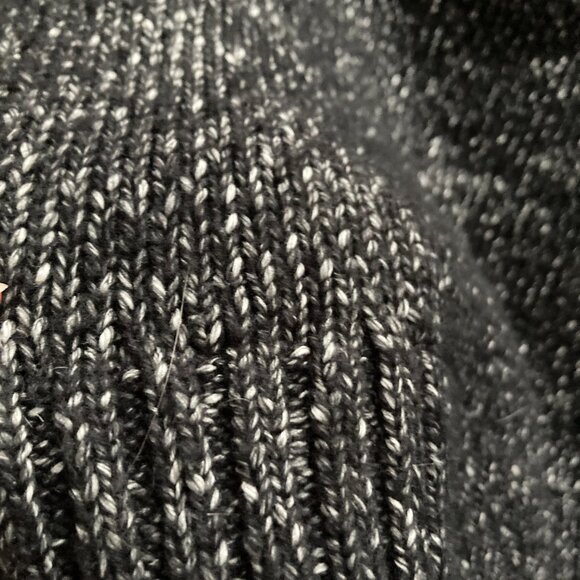 H&M Turtleneck Salt and Pepper Large - Picture 4 of 4